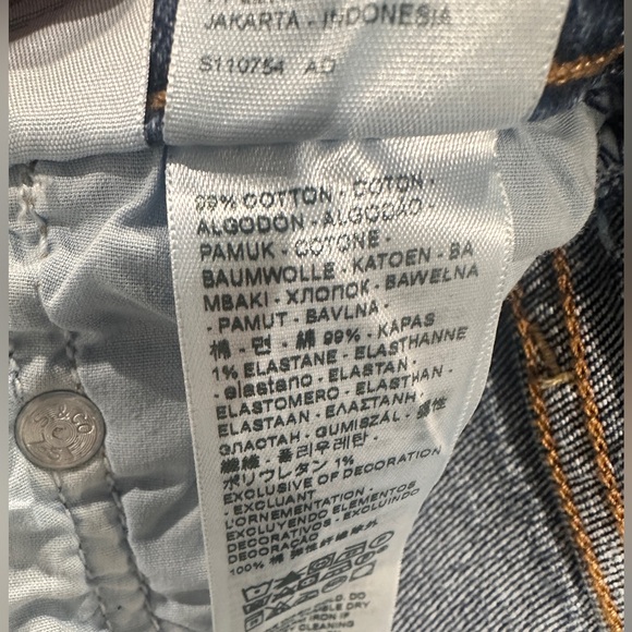Levi’s Ribcage Jeans - Picture 6 of 6